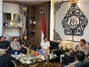 Tiga instansi kunci penjaga keamanan dan hukum Polres Bintan, Kejaksaan Negeri (Kejari) Bintan, dan Kodim 0315/Tanjungpinang menunjukkan sinergitas tak terbantahkan lewat pertemuan maraton pada Selasa (14/7/2026).