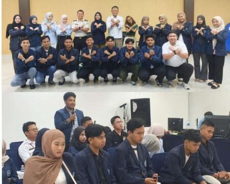 Mahasiswa STIE Pembangunan Tanjungpinang mengikuti Talk Show "Smart Traveler: Bekal Wajib Anak Muda Sebelum ke Luar Negeri" yang digelar LPP RRI Tanjungpinang.