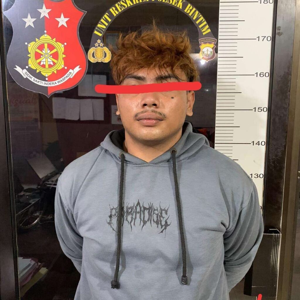 Polsek Bintim Ringkus Pelaku Curat di Gunung Lengkuas Kijang Pelaku yang diamankan berinisial RAS (20), warga Kabupaten Bintan.