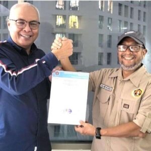 Ketua PWI Pusat, Akhmad Munir dan Ketua PWI Kepri, Saibansah Dardani