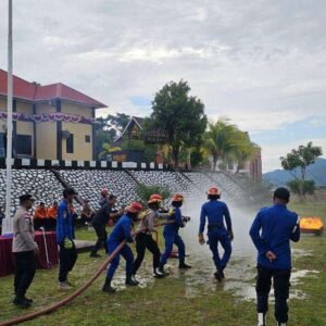 kegiatan Latihan Peningkatan Kemampuan (Latkatpuan) mitigasi bencana yang dilaksanakan bersama Basarnas, BPBD, dan Dinas Pemadam Kebakaran Kabupaten Kepulauan Anambas di Gedung Bhayangkara Polres Kepulauan Anambas, Kamis (30/07/2026).