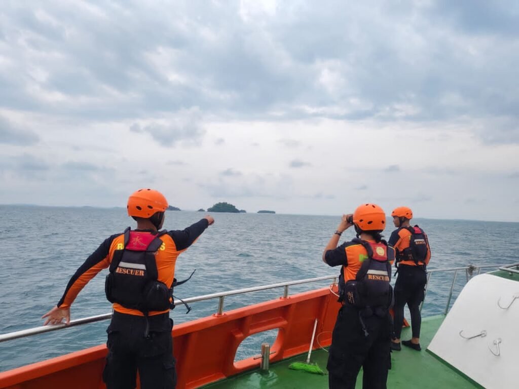 Penumpang KMP Bahtera Nusantara Jatuh dan Hilang di Laut Perairan Bintan, Tim SAR Dikerahkan Melakukan Pencarian