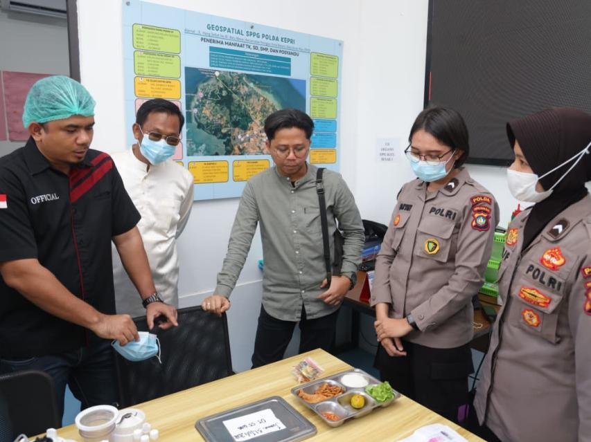 SPPG Polda Kepri Menarik Perhatian Anggota DPRD Batam dan Mahasiswa SPPG Polda Kepri Menarik Perhatian Anggota DPRD Batam dan Mahasiswa