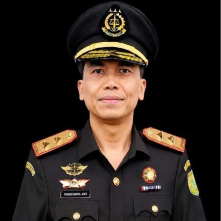 Dr. Transiswara Adhi, S.H., M.Hum. resmi dilantik sebagai Kepala Kejaksaan Tinggi Kepulauan Riau