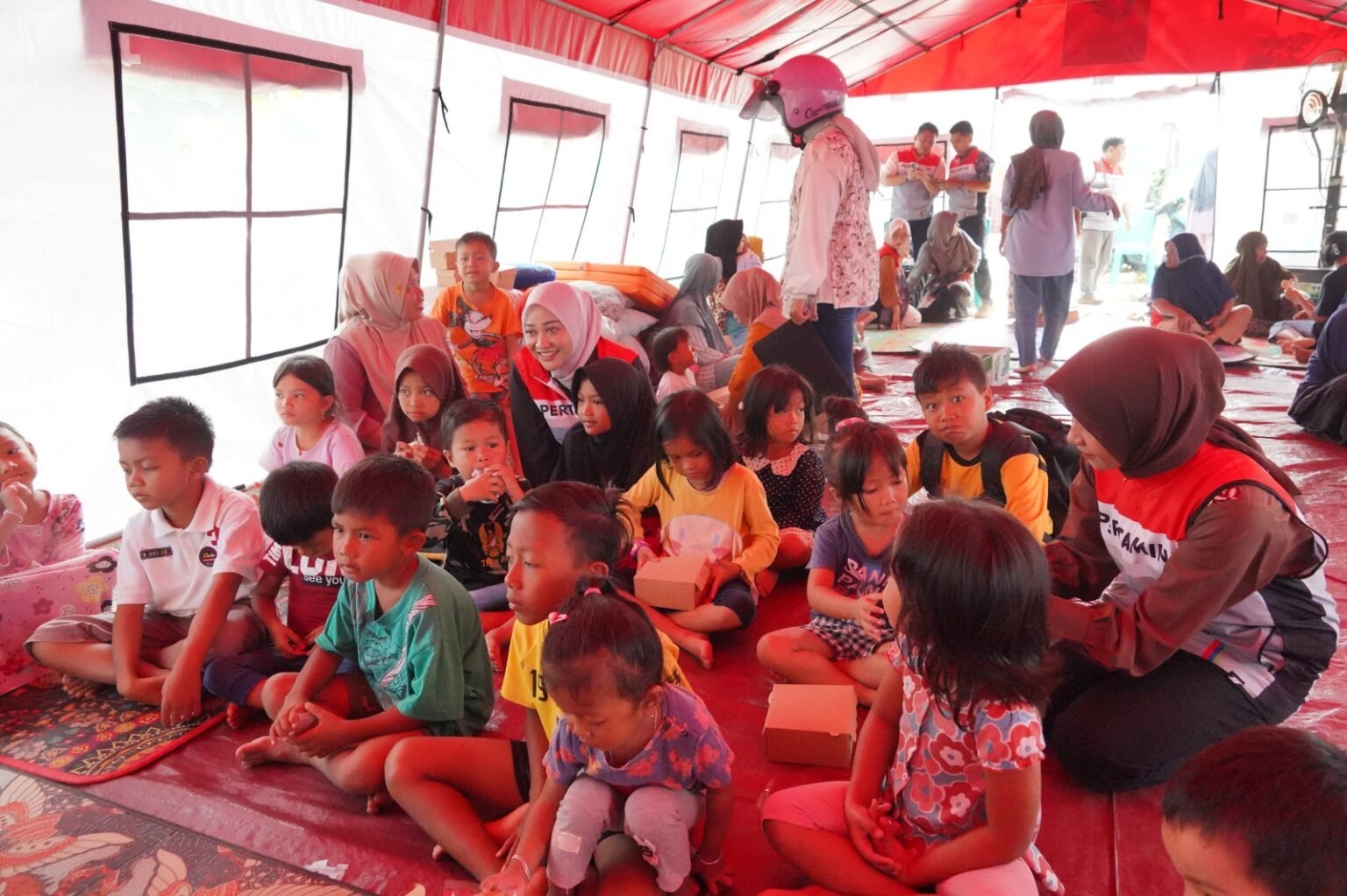 Pemulihan Pasca Banjir, Pertamina Patra Niaga Gelar Pemeriksaan Kesehatan Gratis Bagi Masyarakat Padang Terdampak