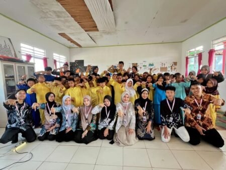 Tanamkan Literasi Finansial dan Nasionalisme Sejak Dini, Mahasiswa KKN STAIN SAR Kepri Edukasi Cinta Rupiah dan Budaya Menabung Mahasiswa KKN STAIN SAR Kepri edukasi cinta rupiah dan budaya menabung melalui sejak Dini di SDN 008 Gunung Kijang