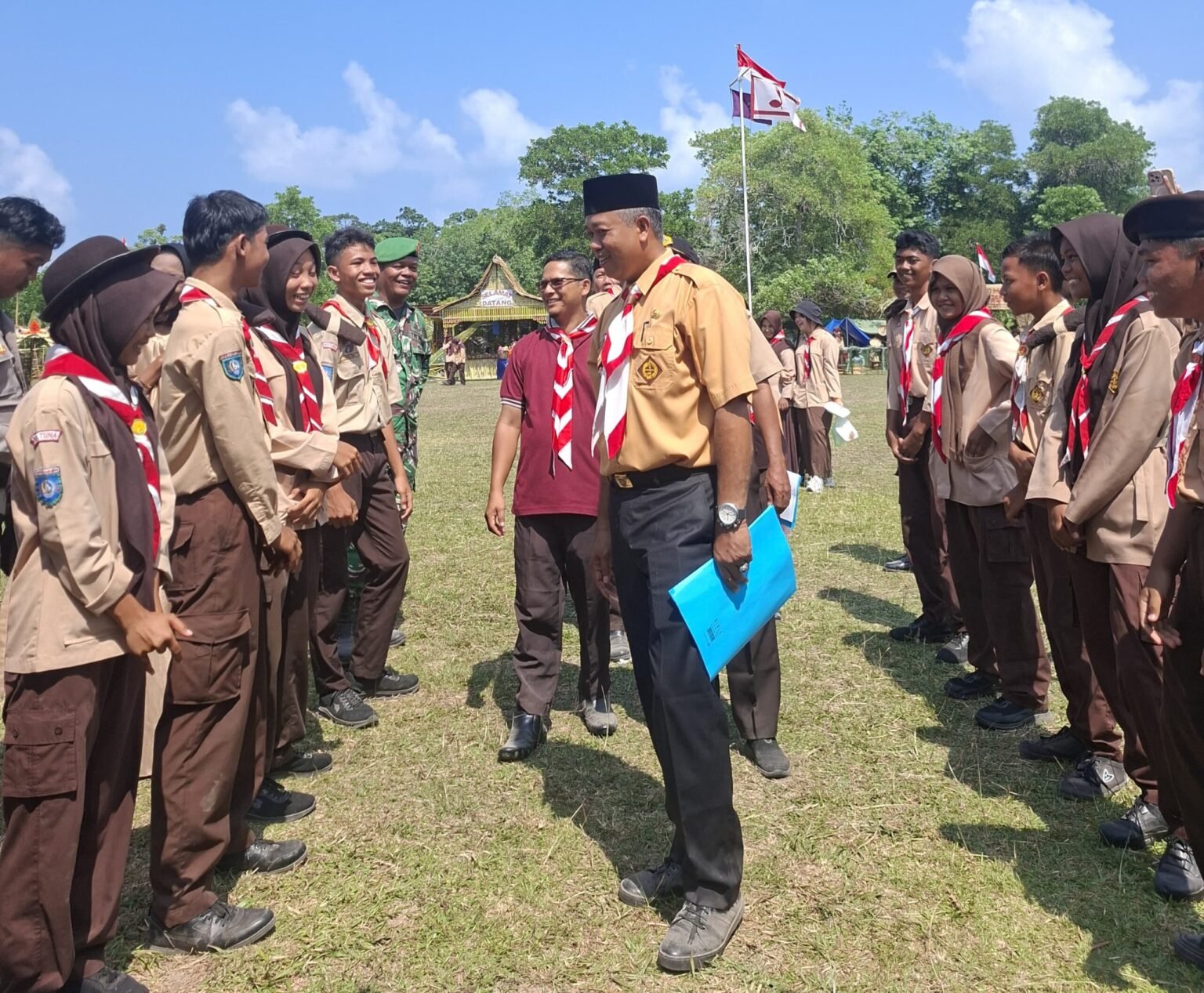 Peringatan HUT Pramuka ke 65, Kecamatan Bunguran Barat Dorong Kreativitas Pelajar