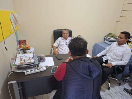 Ruslan perkeja yangbdi PHK PT CSS mengaku ke Disnaker Lingga. Ia berharap perusahaan segera menyelesaikan hak karyawan sesuai dengan aturan yang berlaku.